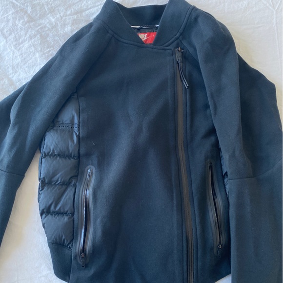 Nike Sportswear Puffer Bomber Jacket - Picture 4 of 7